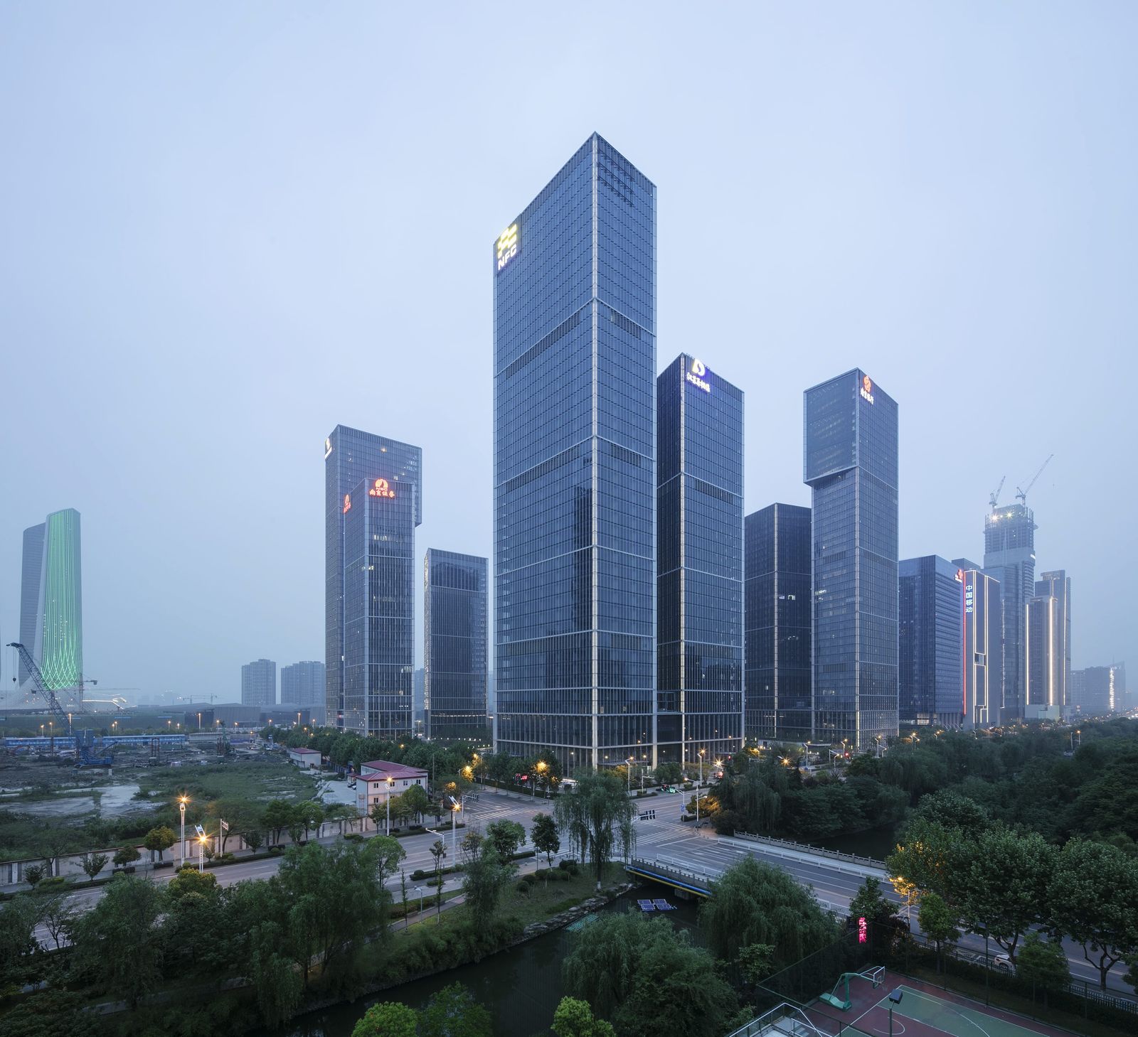 南京金融城一期 项目 gmp Architekten