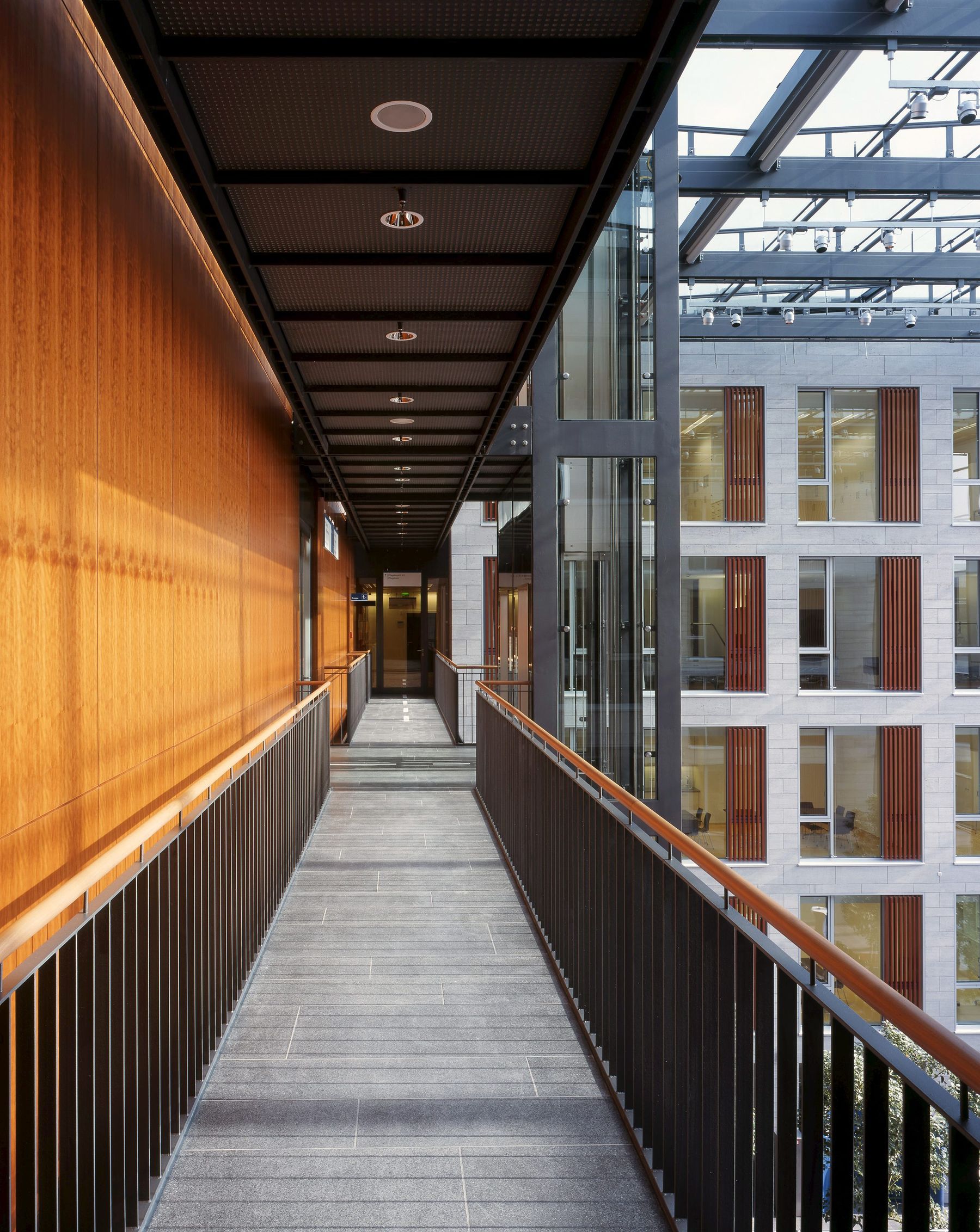 New Heart Center at the University Hospital of Cologne Projects gmp