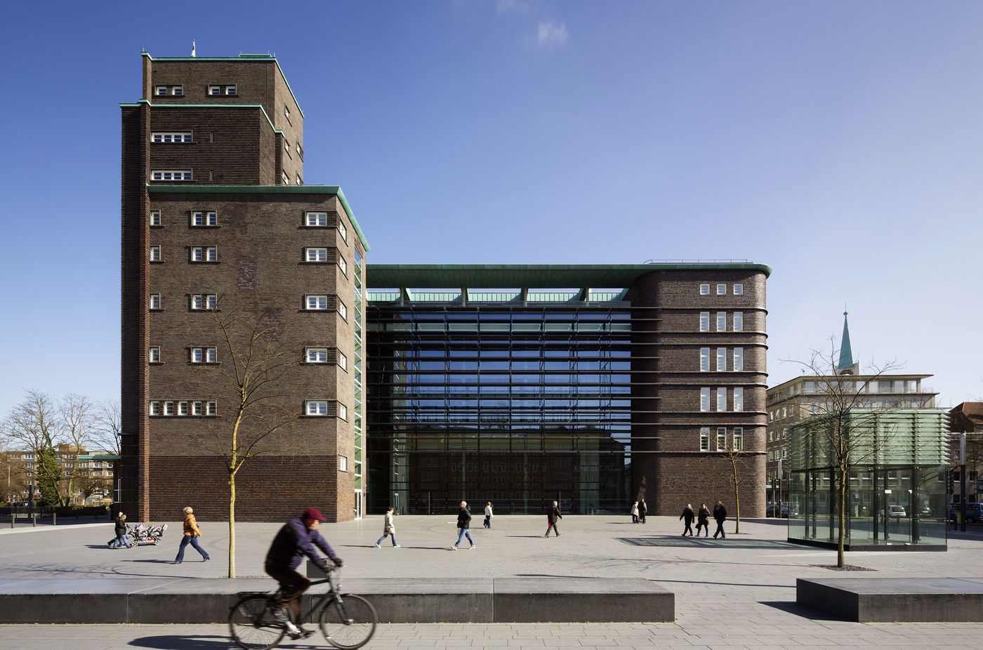 Bezirksamt Hamburg-Nord am Wiesendamm - Projekte - gmp Architekten