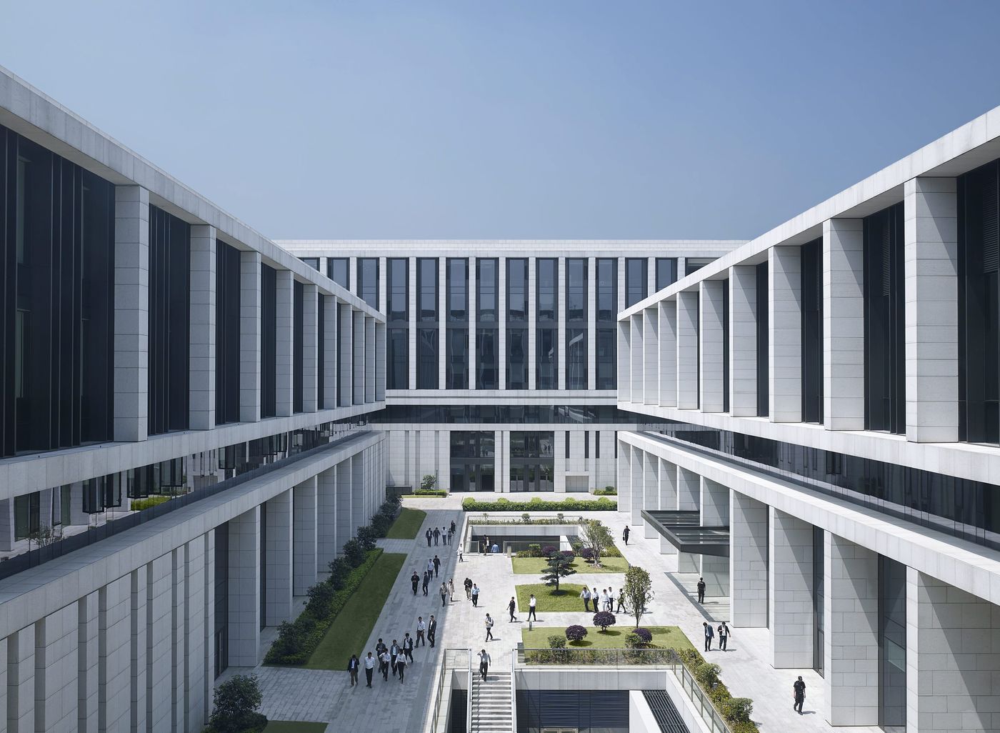 南方电网生产科研综合基地 - 项目 - gmp Architekten